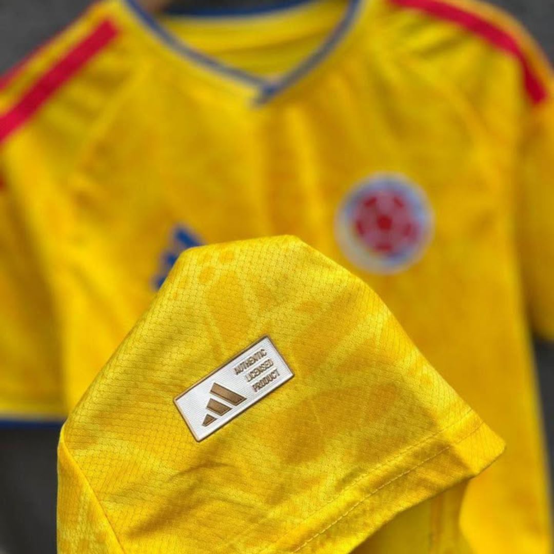 La Camiseta que Representa el Realismo Mágico de Colombia - Version Jugador