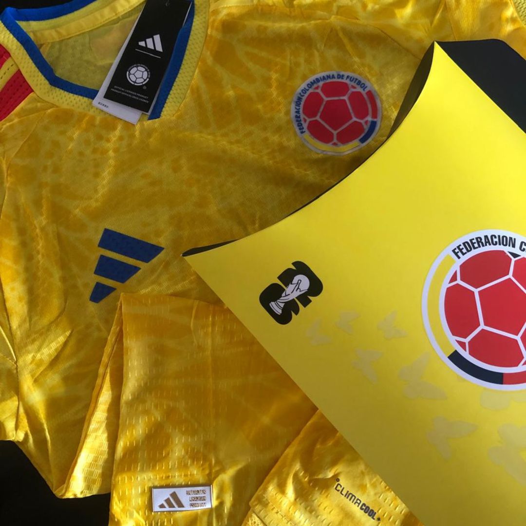 La Camiseta que Representa el Realismo Mágico de Colombia - Version Jugador