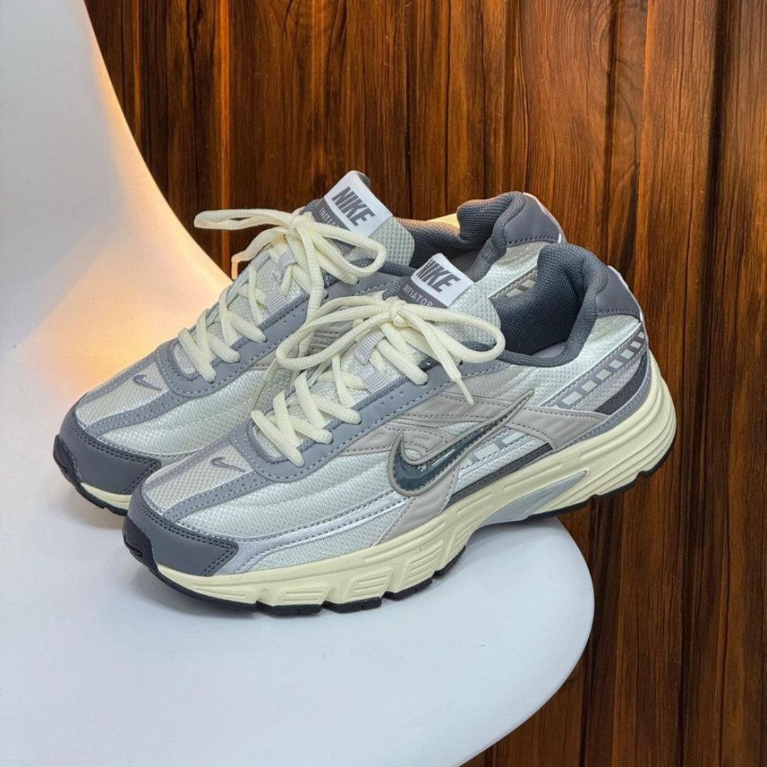 Nike Initiator
