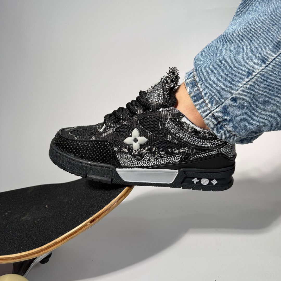 Louis Vuitton Skate Swarovski - Black