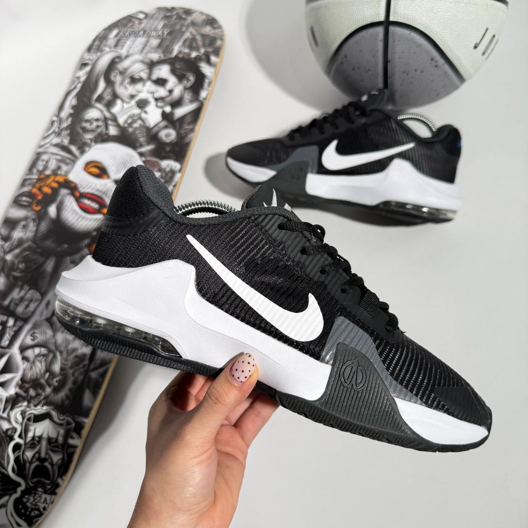 Nike Air Max Impact 4