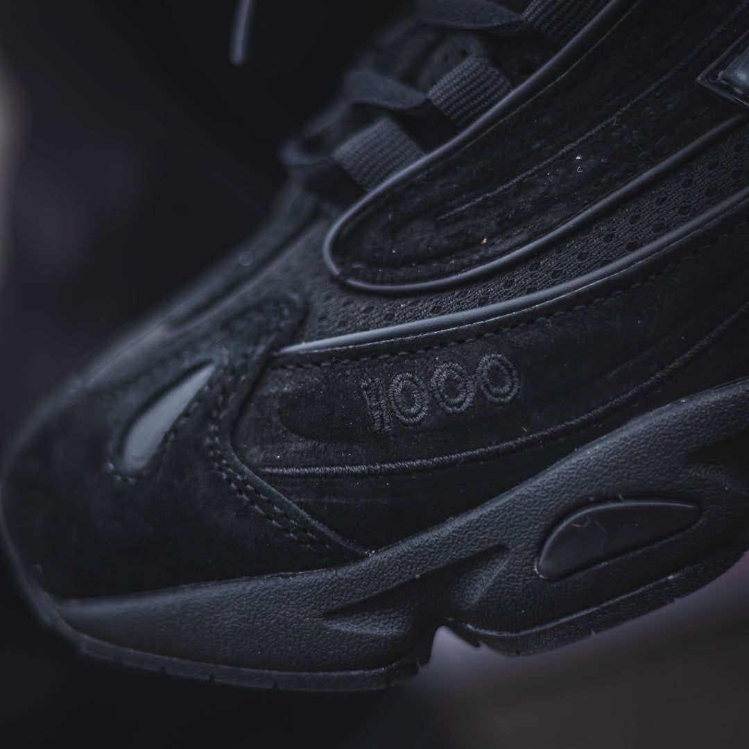 New Balance 1000 Negro