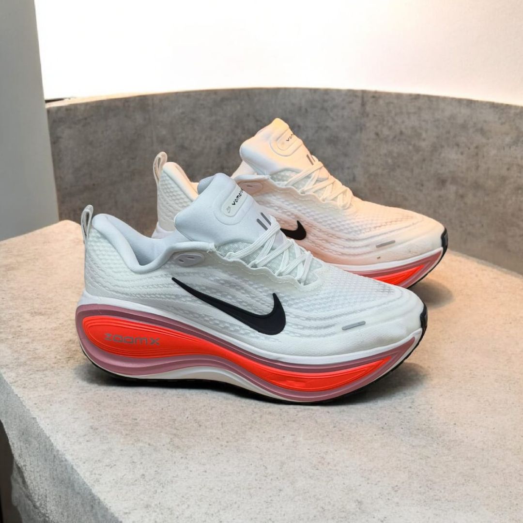 Nike Vomero Plus Blanco
