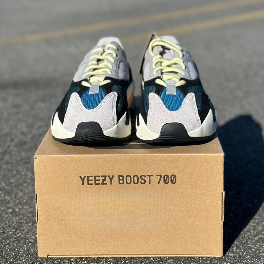 ADIDAS YEEZY 700 WAKE RUNNER