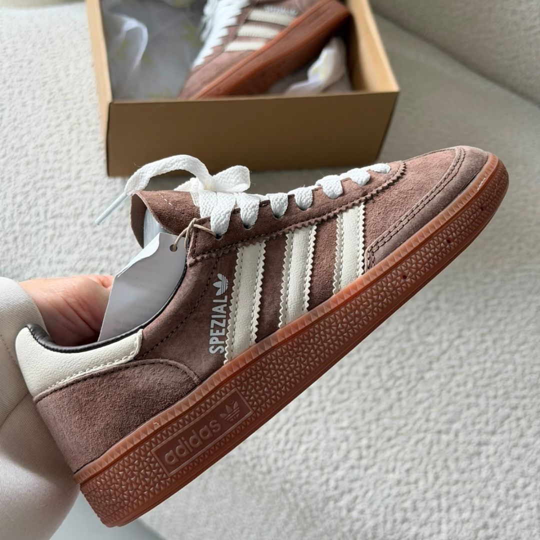 Adidas Urban Spezial Cafe