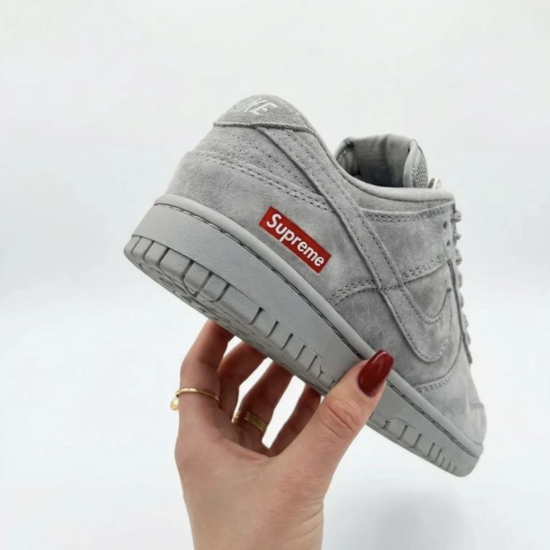 Nike SB Dun Low Supreme - Gris