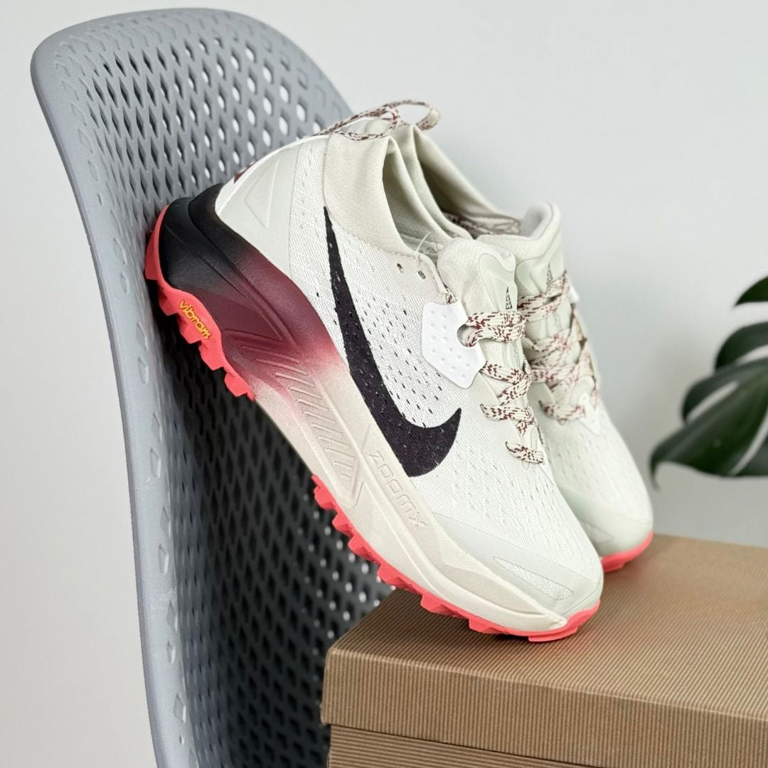 Nike ACG Zegama Trail Rojas