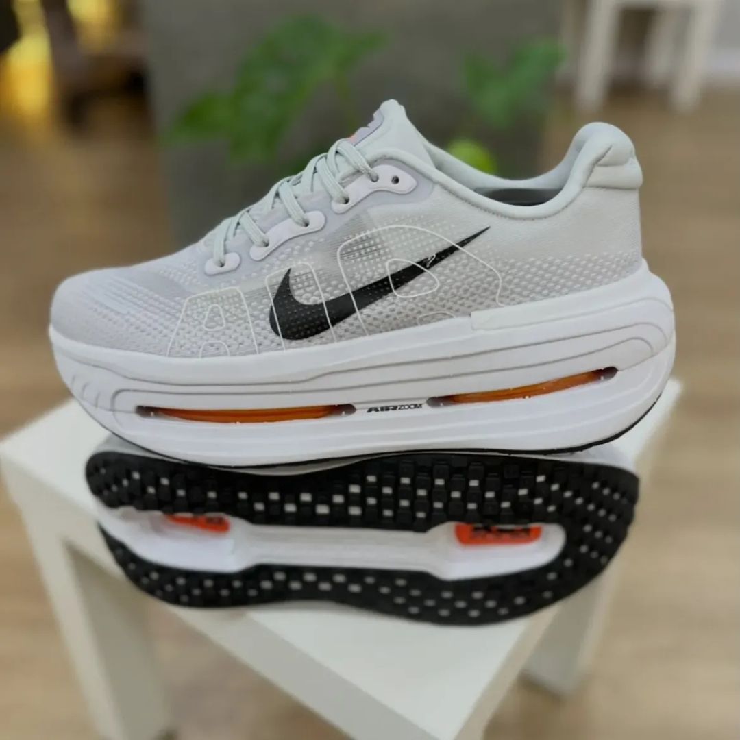 Nike Vomero Premium Blanco