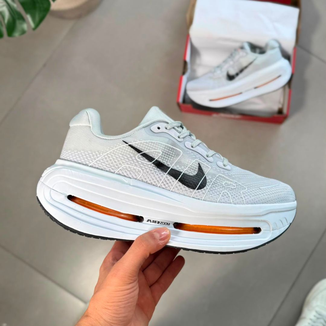 Nike Vomero Premium Blanco