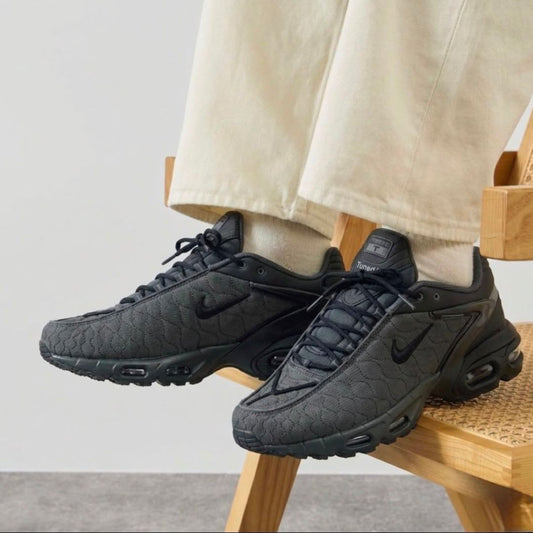 NIKE TAILWIND II -  BlACK