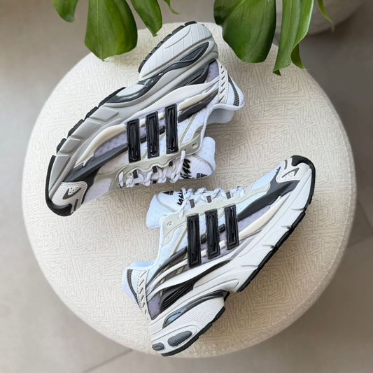 Adidas Adistar Jellyfish Pharrell Willians - Black