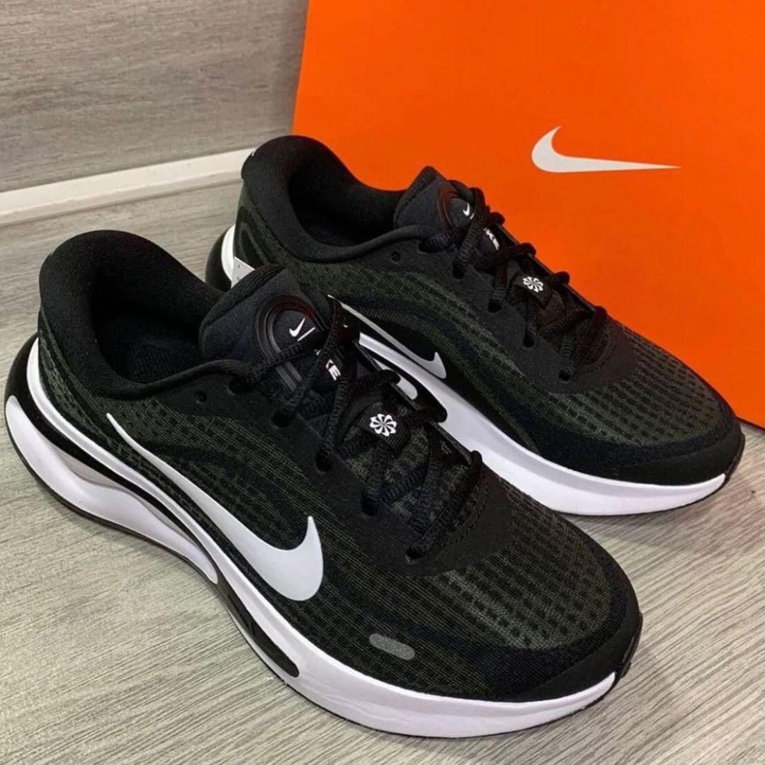 Nike Journey Run