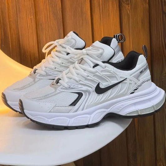 Nike Skate Blancas
