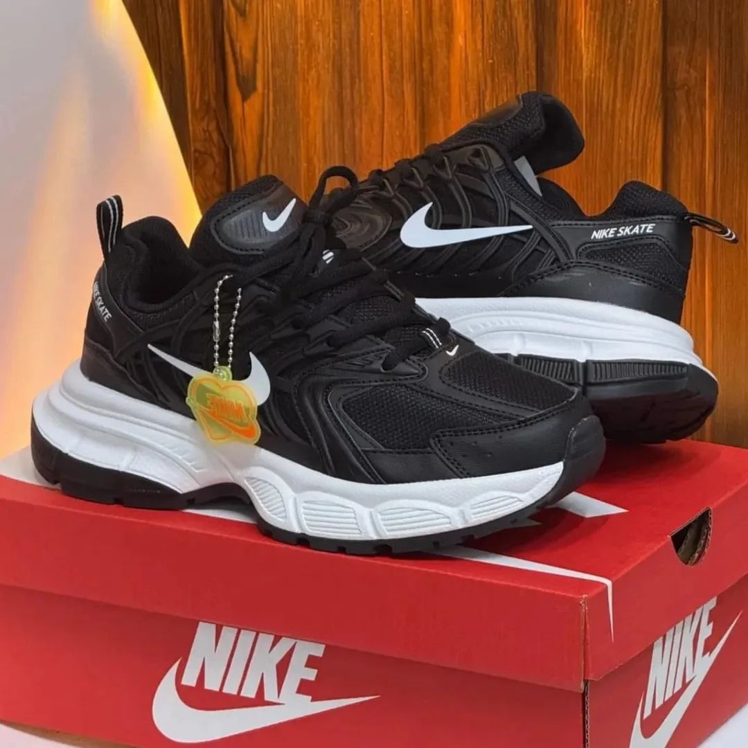 Nike Skate Negras