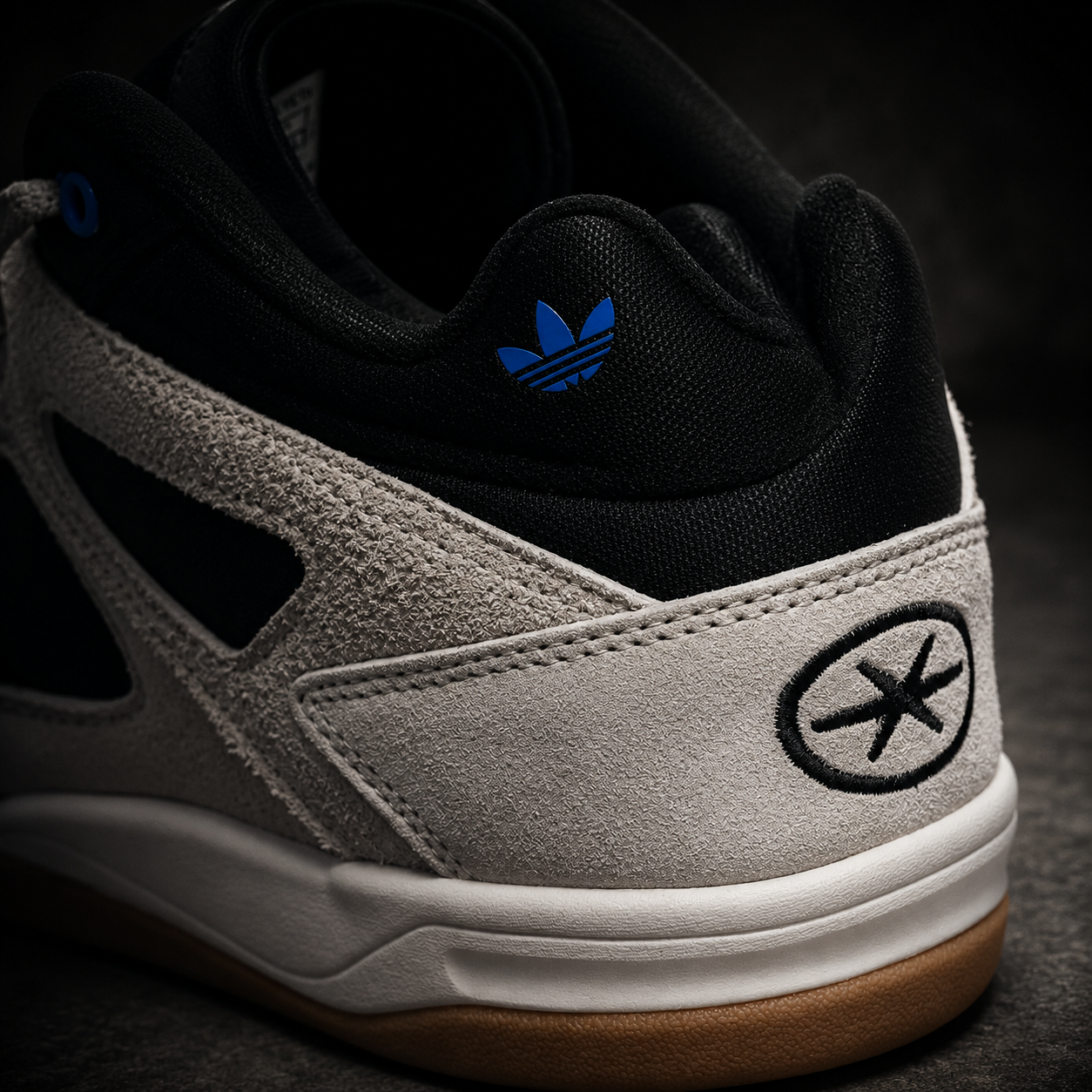 Adidas Badbo  1.0 Gris - Negro