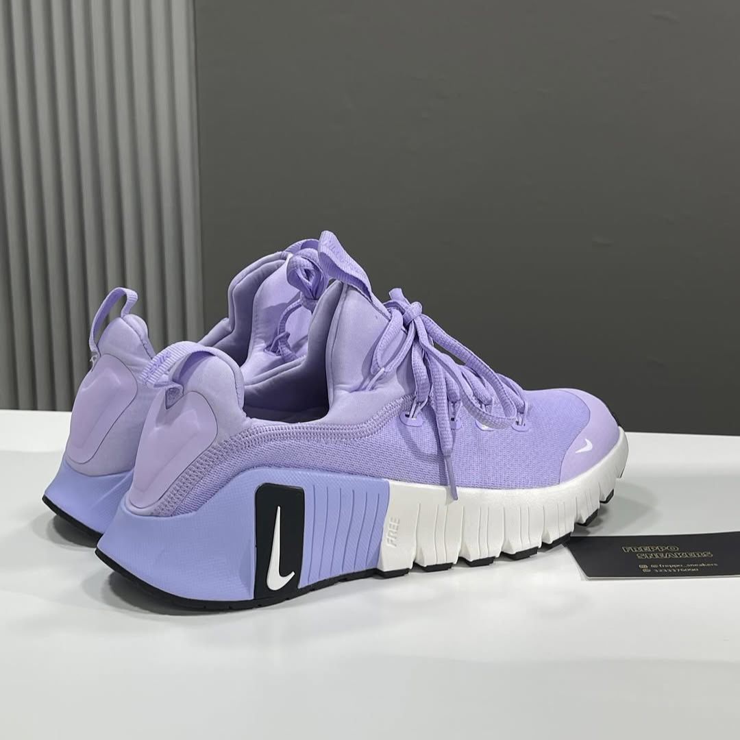 Nike Free Metcon  Purple