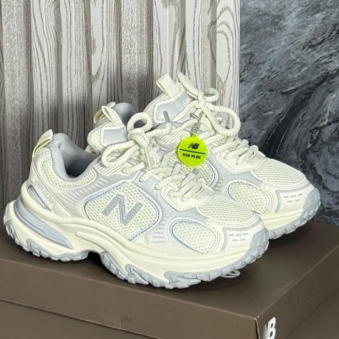New Balance 530 Plus Moradas
