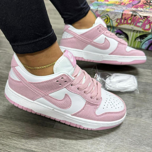 Nike SB Dunk