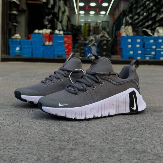 Nike Free Metcon Gris