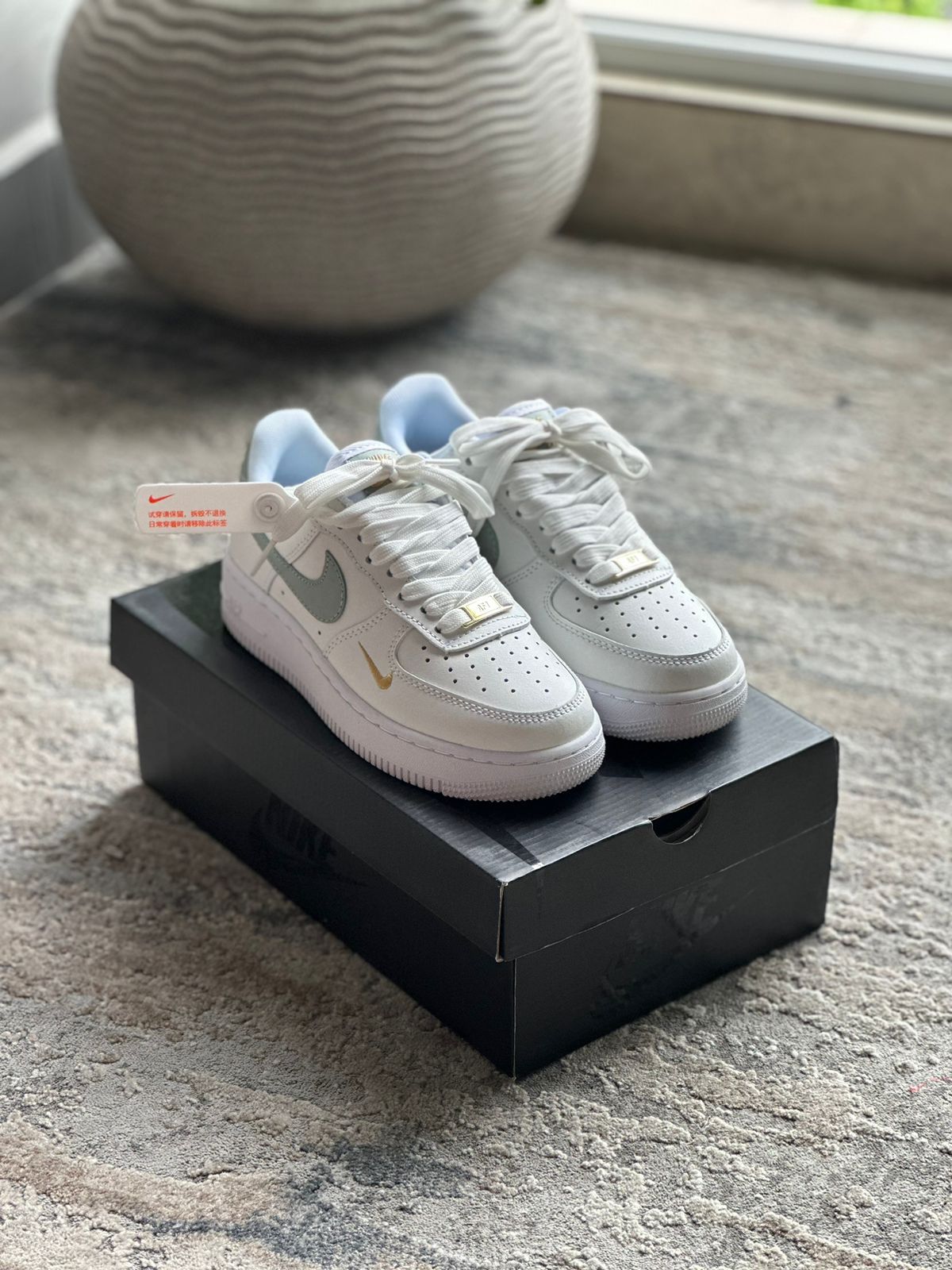 Nike Air Force One White