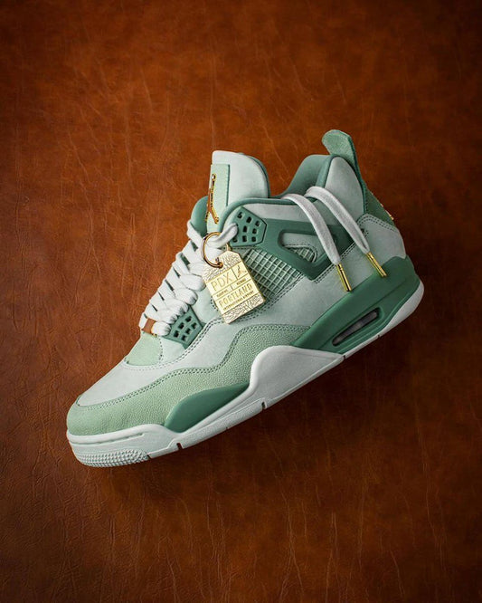 Jordan 4 First Class