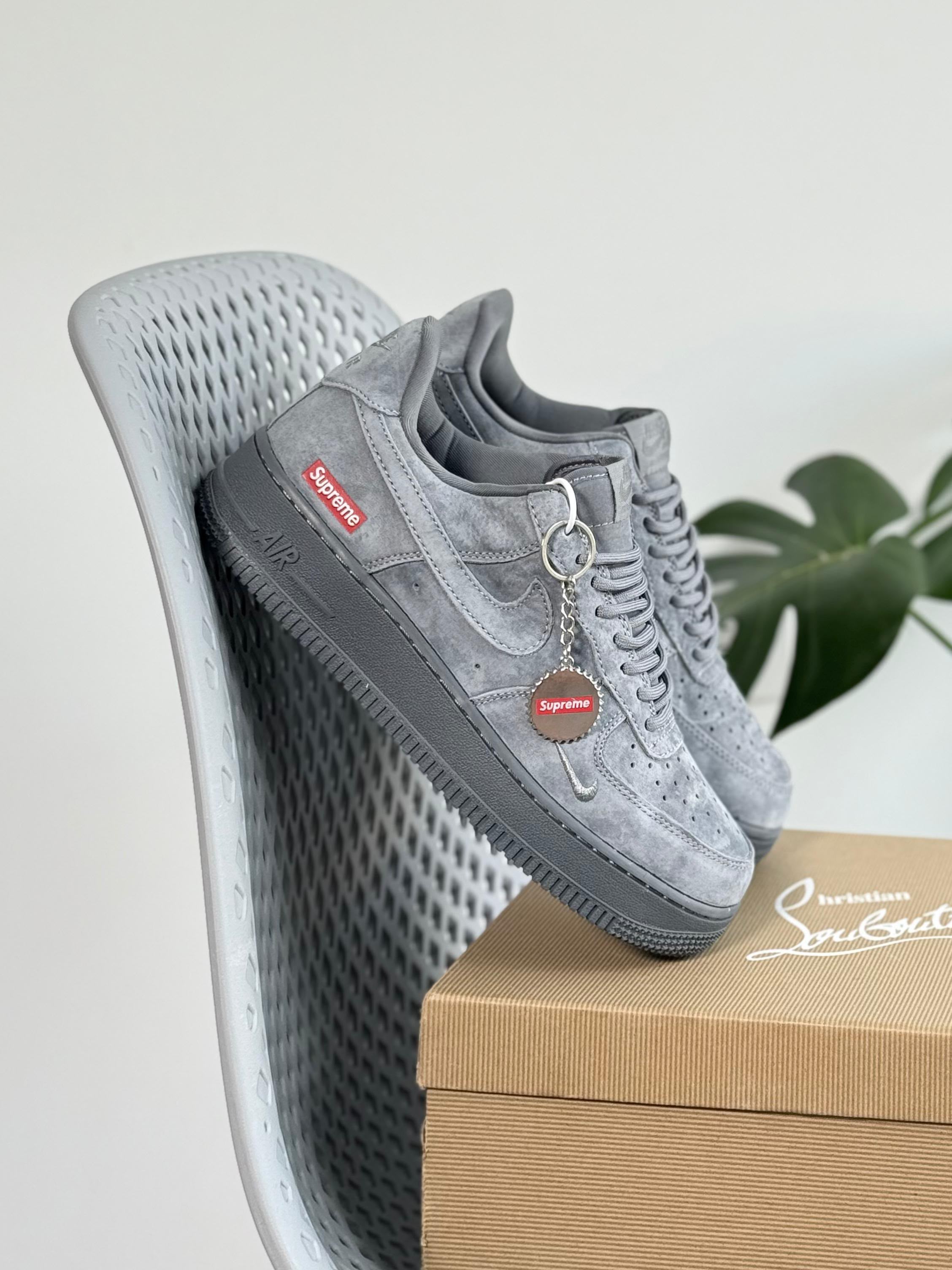 Nike Air Force One Supeme